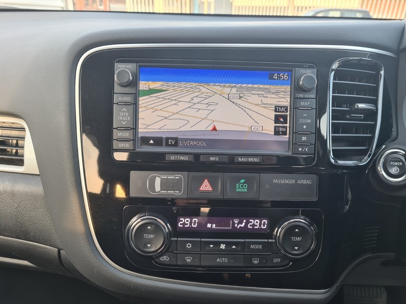 Used Mitsubishi Outlander 2015 for sale - 77976842: Photo 18