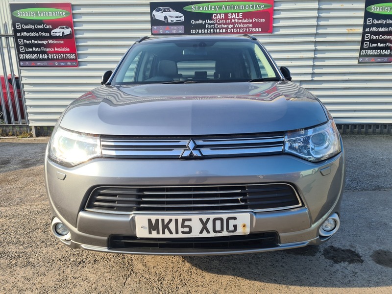 Used Mitsubishi Outlander 2015 for sale - 77976842: Photo 2