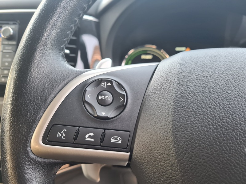 Used Mitsubishi Outlander 2015 for sale - 77976842: Photo 23