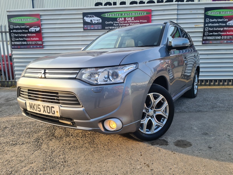 Used Mitsubishi Outlander 2015 for sale - 77976842: Photo 3