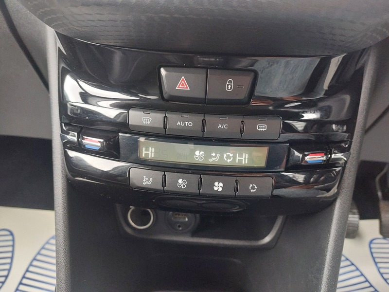 Used Peugeot 2008 2016 for sale - 77681485: Photo 20