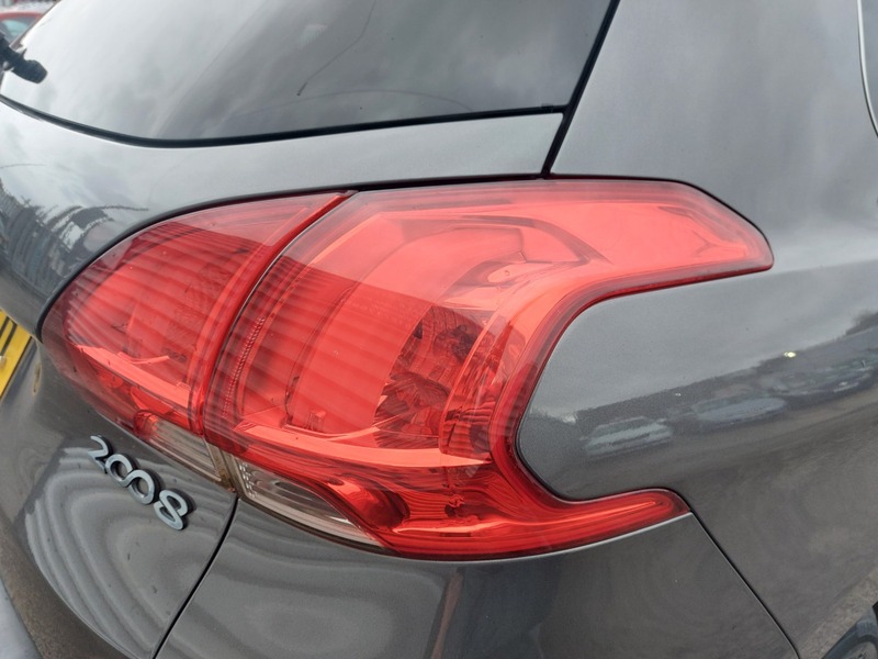 Used Peugeot 2008 2016 for sale - 77681485: Photo 27