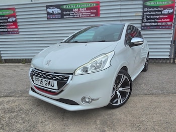 Used Peugeot 208 2015 for sale - 78762556: Photo