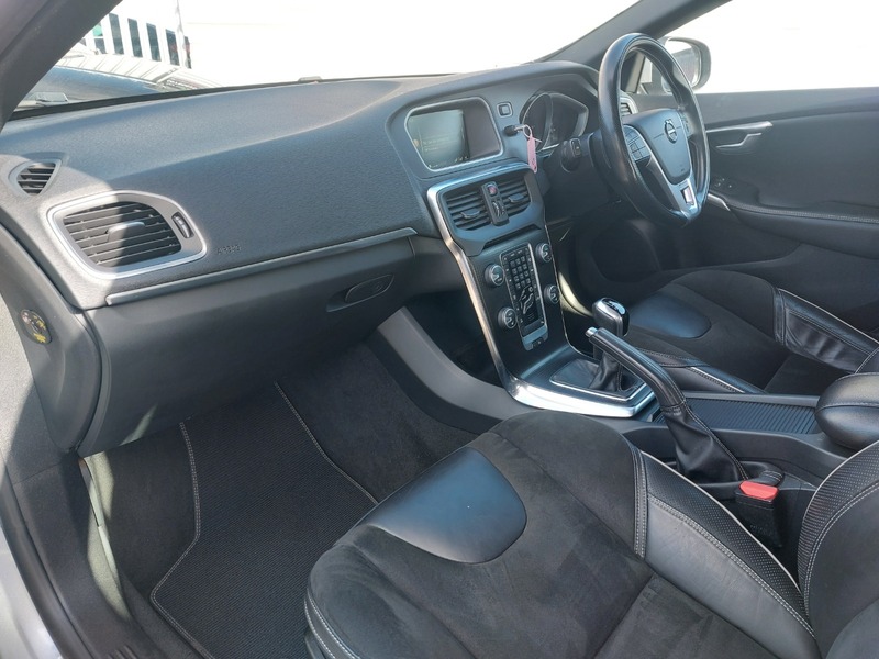 Used Volvo V40 2016 for sale - 78069641: Photo 12