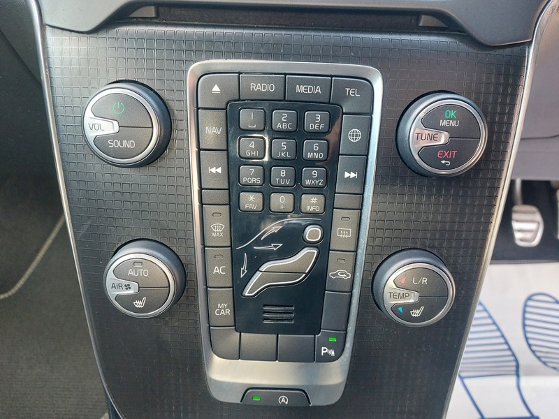 Used Volvo V40 2016 for sale - 78069641: Photo 17