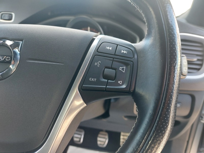 Used Volvo V40 2016 for sale - 78069641: Photo 19