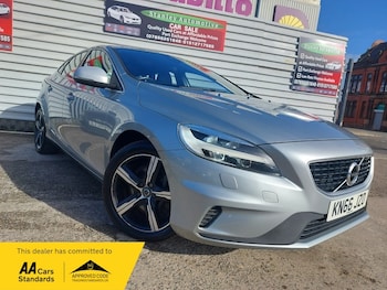 Used Volvo V40 2016 for sale - 78069641: Photo
