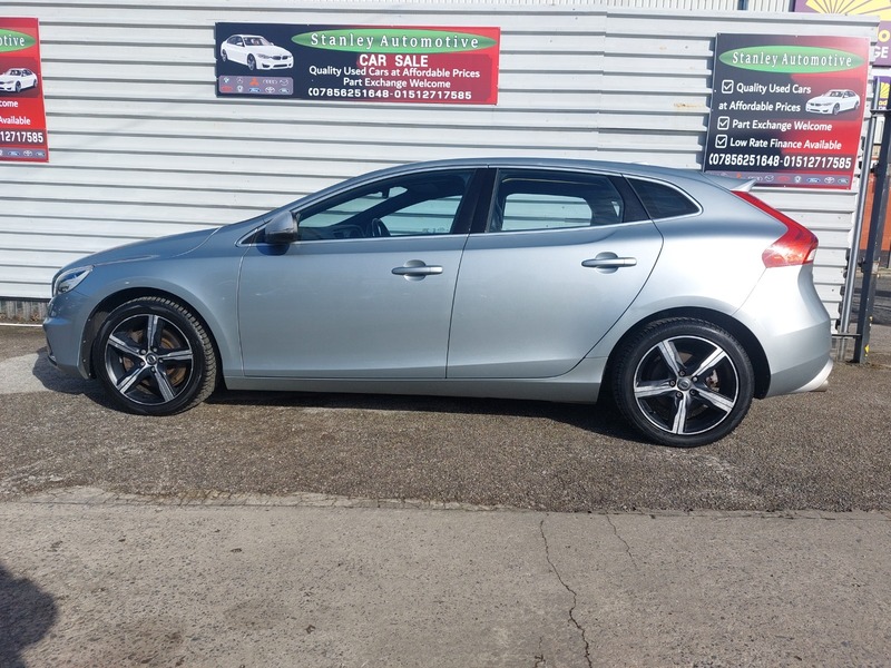 Used Volvo V40 2016 for sale - 78069641: Photo 4