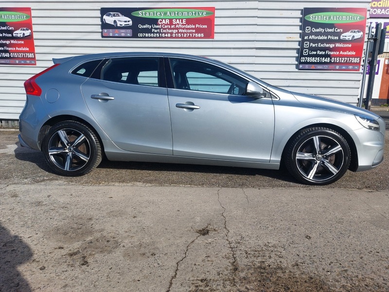 Used Volvo V40 2016 for sale - 78069641: Photo 8