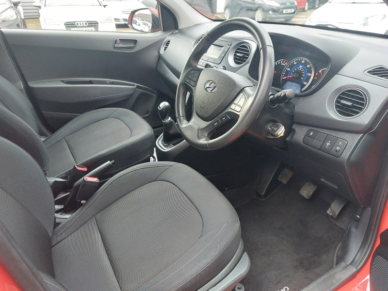 Used Hyundai i10 2018 for sale - 76454903: Photo 10