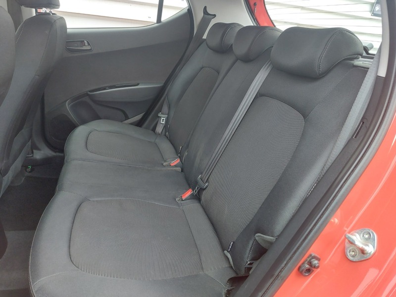 Used Hyundai i10 2018 for sale - 76454903: Photo 13