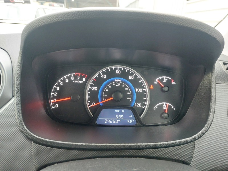 Used Hyundai i10 2018 for sale - 76454903: Photo 17