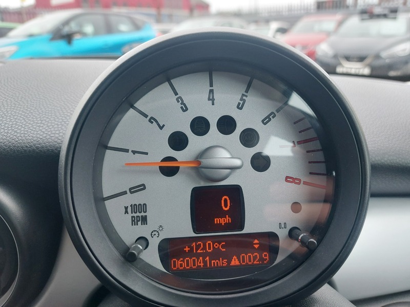 Used MINI Hatch 2011 for sale - 76418047: Photo 16