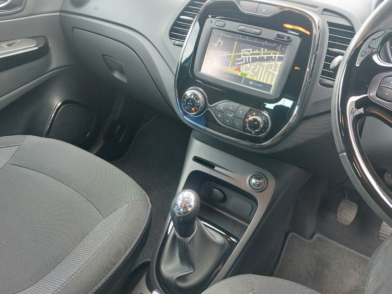 Used Renault Captur 2015 for sale - 76346106: Photo 17