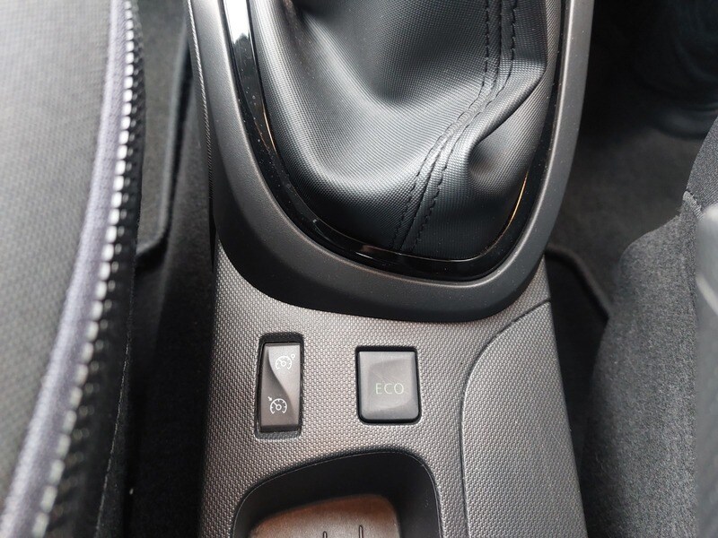 Used Renault Captur 2015 for sale - 76346106: Photo 36