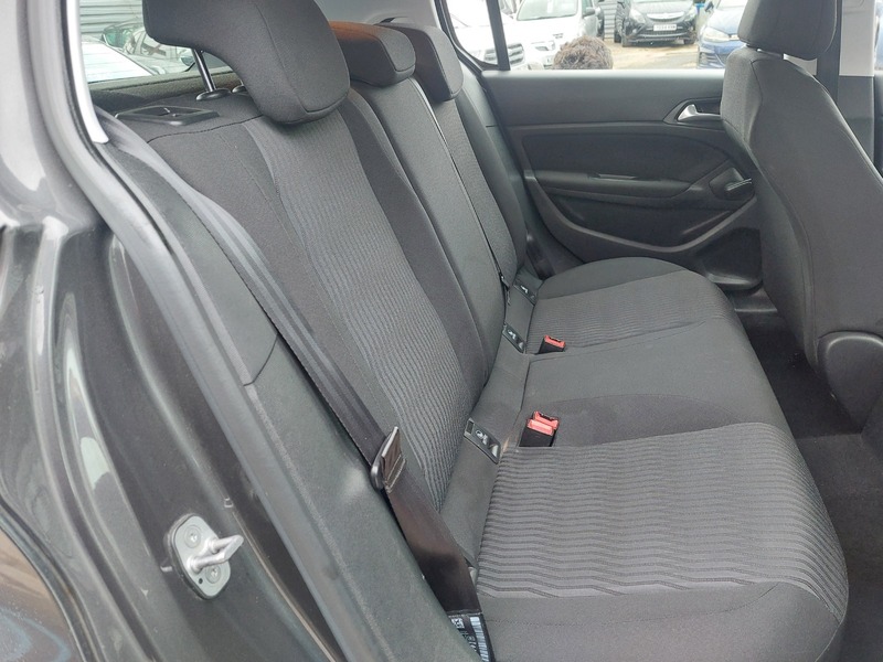 Used Peugeot 308 2017 for sale - 77693963: Photo 14