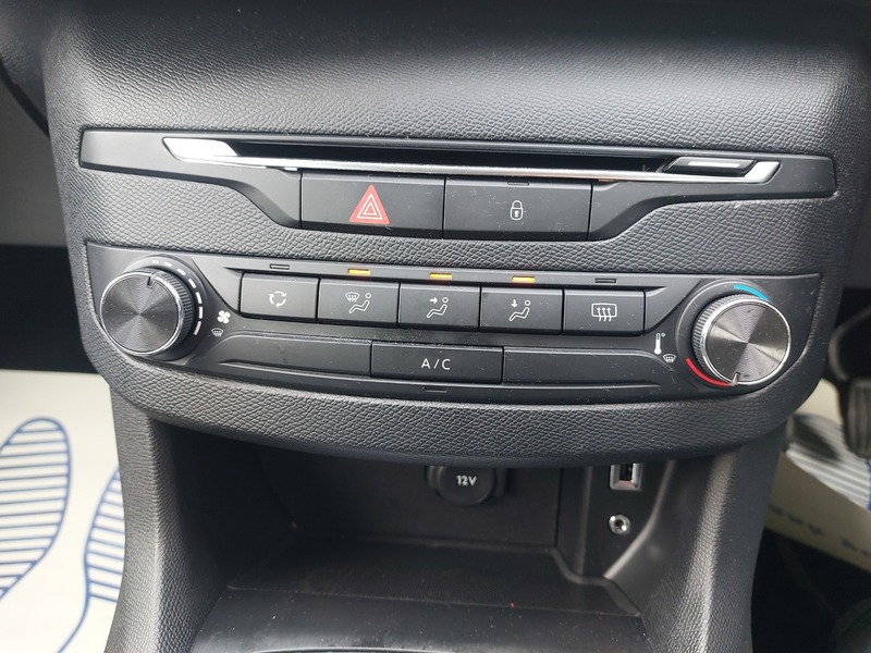 Used Peugeot 308 2017 for sale - 77693963: Photo 18