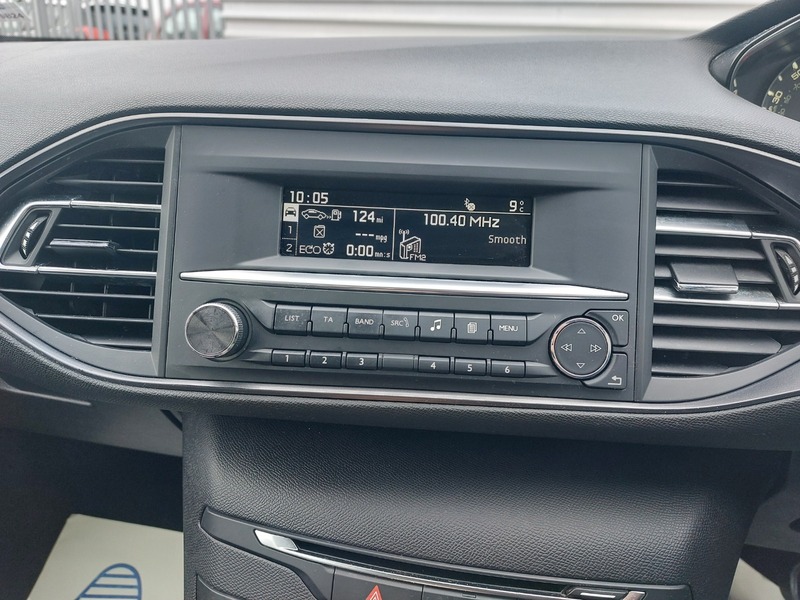 Used Peugeot 308 2017 for sale - 77693963: Photo 19