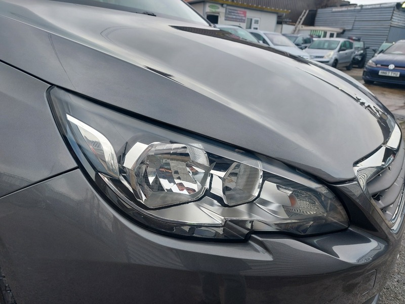 Used Peugeot 308 2017 for sale - 77693963: Photo 23