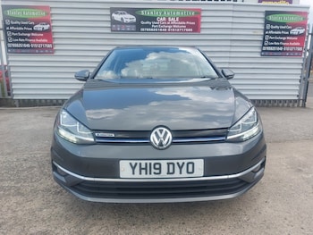 Used Volkswagen Golf 2019 for sale - 79023456: Photo