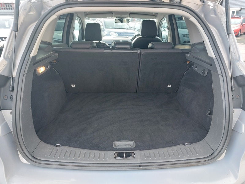 Used Ford Kuga 2011 for sale - 76924080: Photo 15