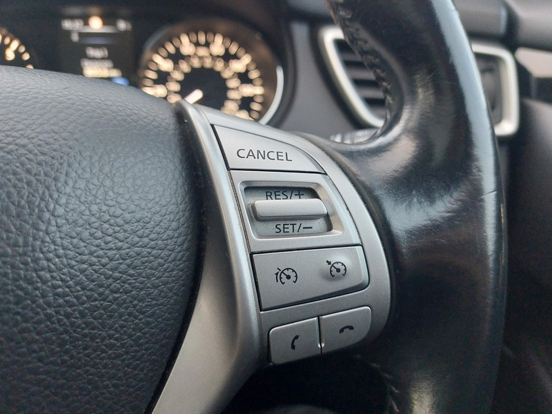 Used Nissan Qashqai 2015 for sale - 76784670: Photo 16