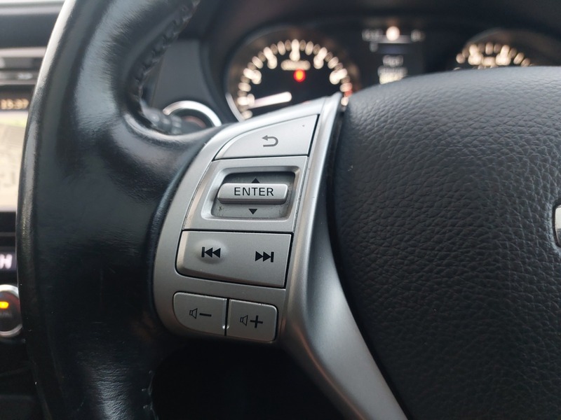 Used Nissan Qashqai 2015 for sale - 76784670: Photo 17