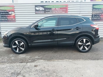 Used Nissan Qashqai 2015 for sale - 76784670: Photo
