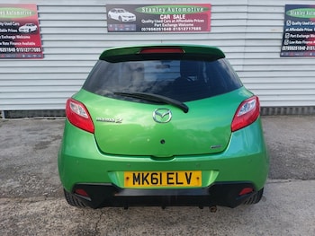 Used Mazda Mazda2 2011 for sale - 76357142: Photo