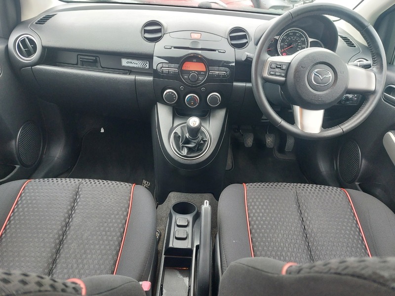Used Mazda Mazda2 2011 for sale - 76357142: Photo 9