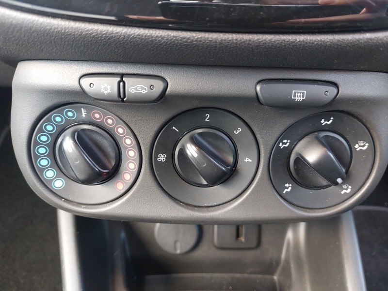 Used Vauxhall Corsa 2017 for sale - 76570790: Photo 21