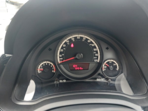 Used Volkswagen up! 2016 for sale - 76133107: Photo 16