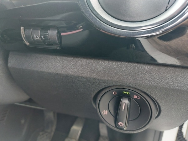Used Volkswagen up! 2016 for sale - 76133107: Photo 20
