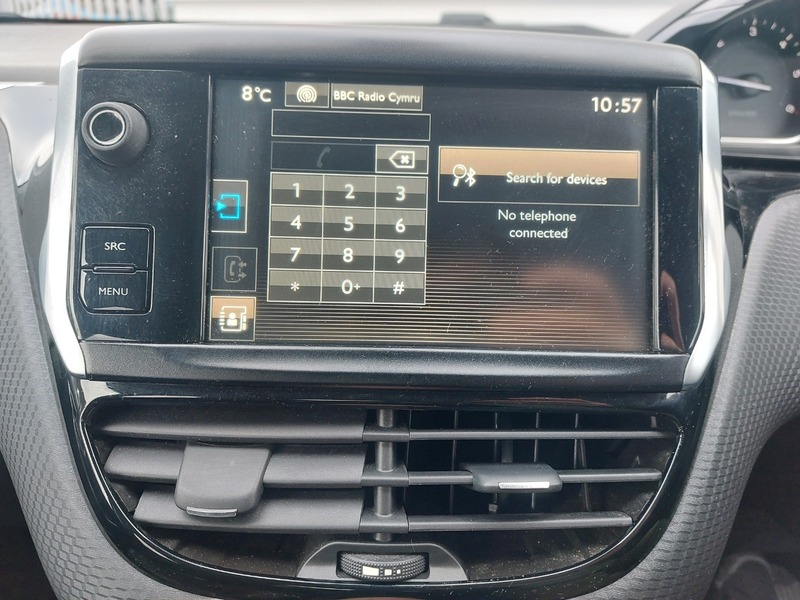 Used Peugeot 2008 2015 for sale - 77236930: Photo 13