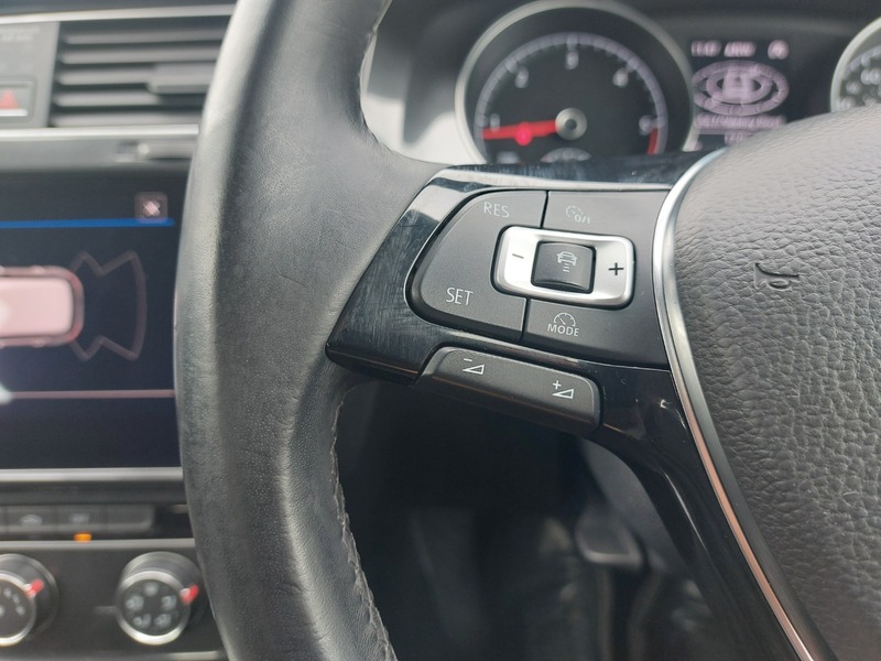 Used Volkswagen Golf 2018 for sale - 76323844: Photo 27