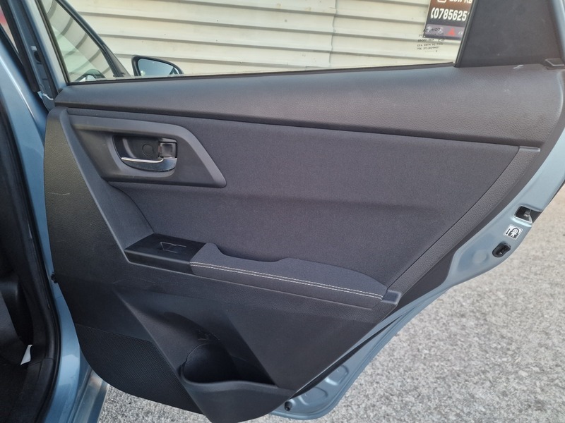 Used Toyota Auris 2012 for sale - 77053670: Photo 19