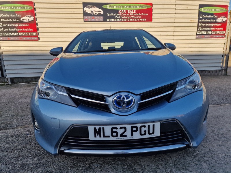 Used Toyota Auris 2012 for sale - 77053670: Photo 2