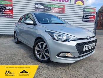 Used Hyundai i20 2015 for sale - 78387449: Photo