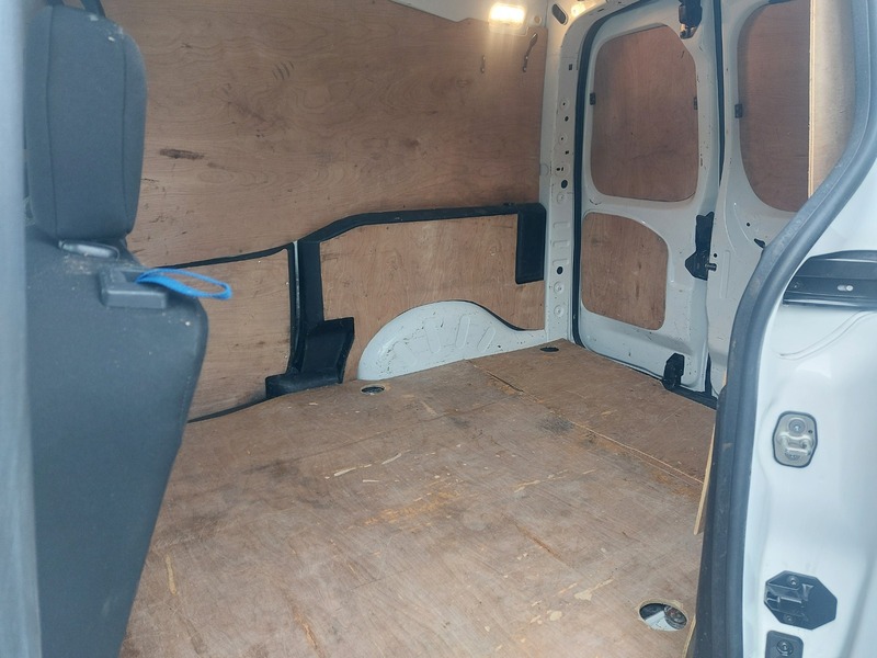 Used Citroen Berlingo 2017 for sale - 77328862: Photo 17