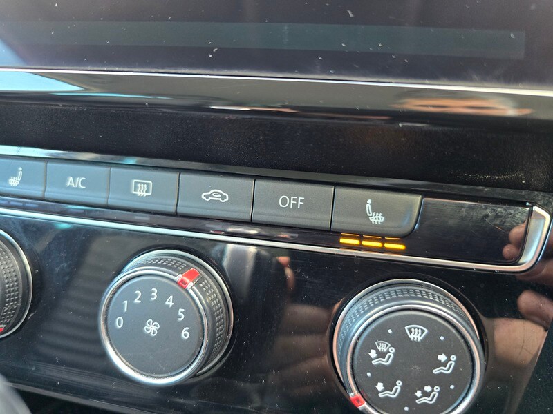 Used Volkswagen Passat 2020 for sale - 76323866: Photo 29