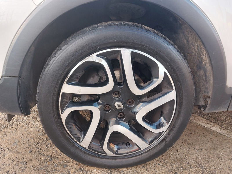 Used Renault Captur 2015 for sale - 76740915: Photo 18