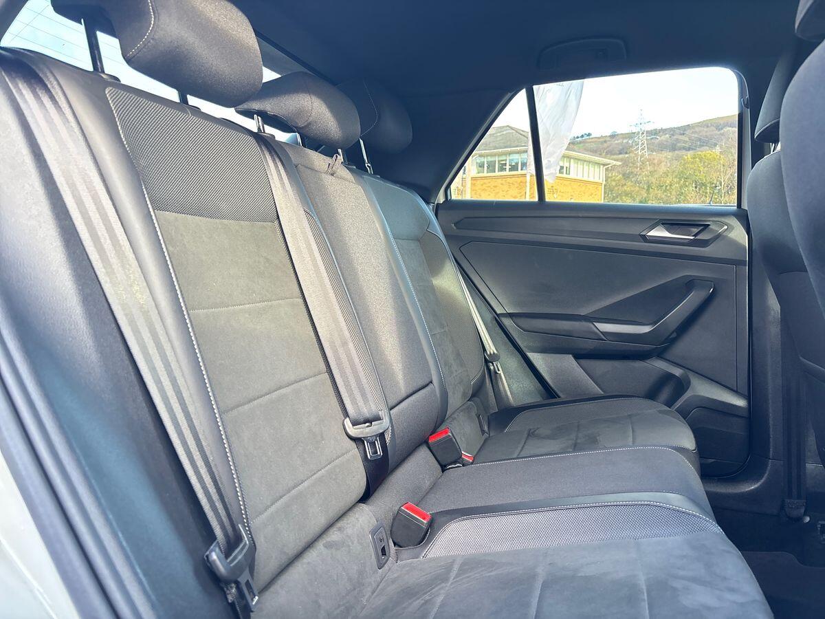 Used Volkswagen T-Roc 2023 for sale - 76612959: Photo 13