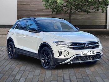 Used Volkswagen T-Roc 2023 for sale - 76612959: Photo