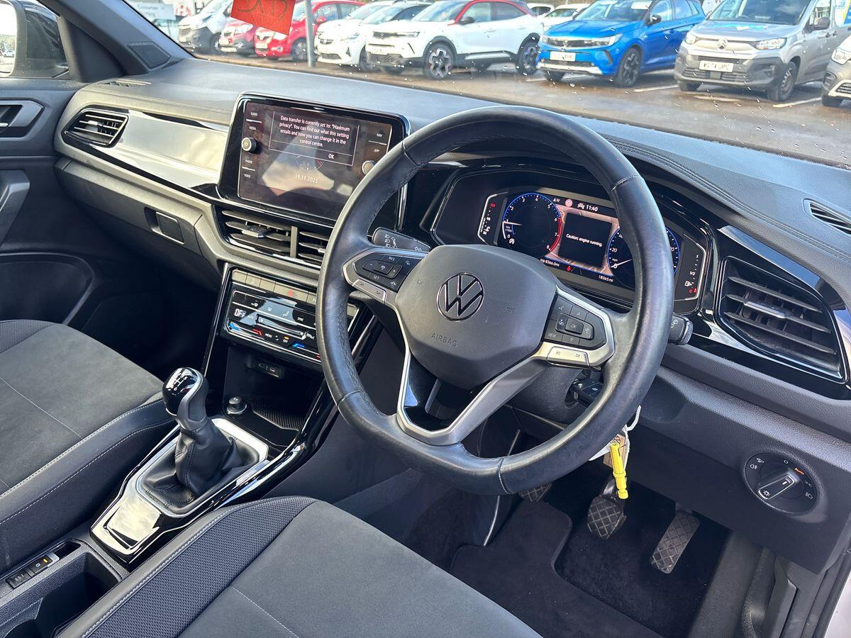 Used Volkswagen T-Roc 2023 for sale - 76612959: Photo 34