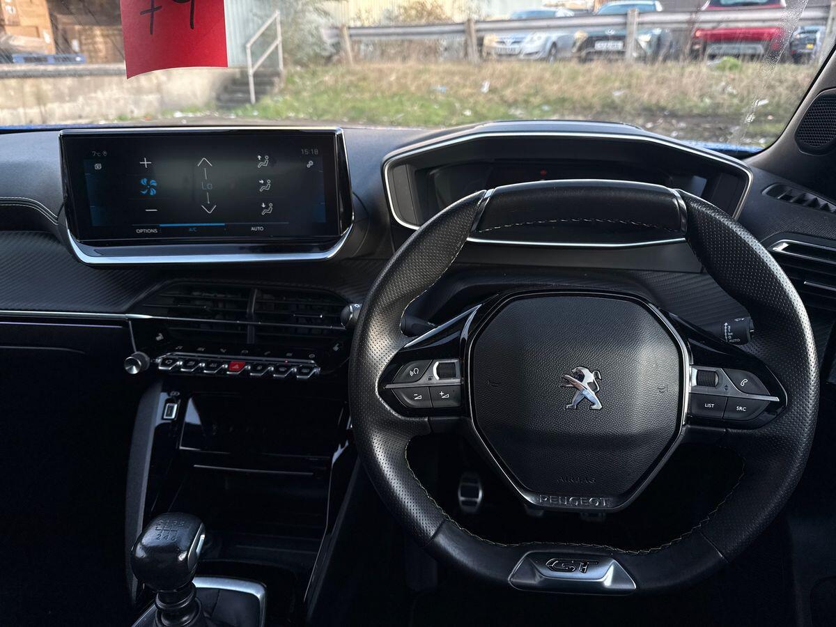 Used Peugeot 2008 2021 for sale - 76780585: Photo 12