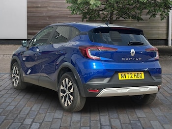 Used Renault Captur 2023 for sale - 78728569: Photo