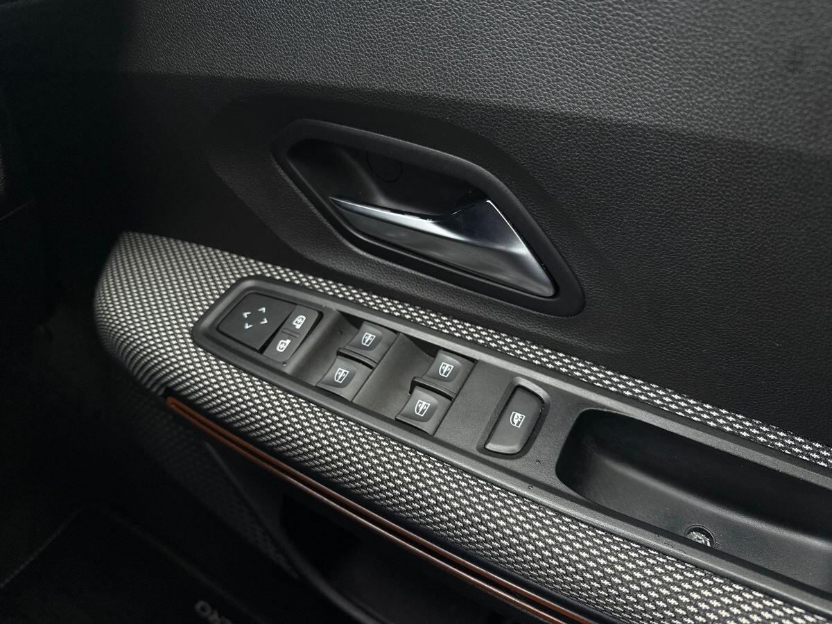 Used Dacia Sandero Stepway 2022 for sale - 77439858: Photo 29