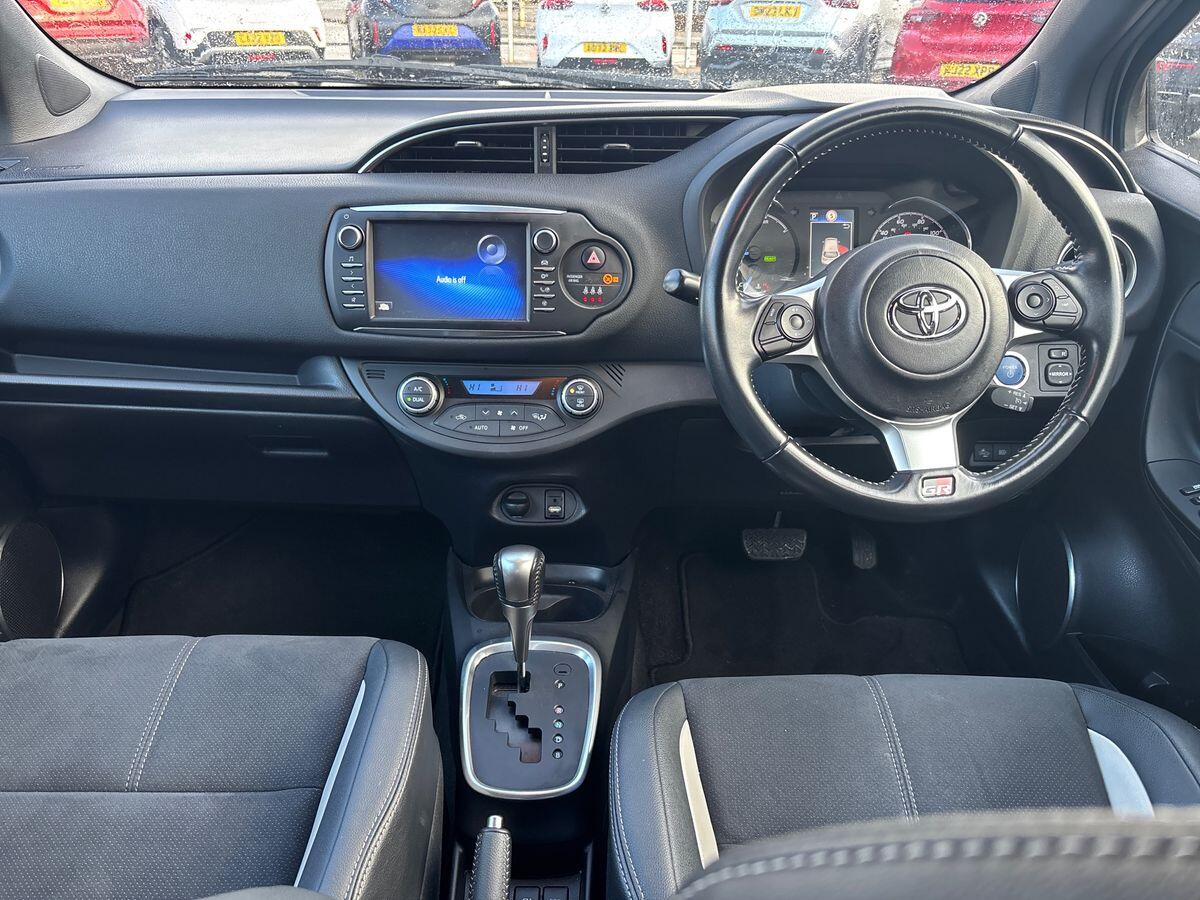 Used Toyota Yaris 2019 for sale - 76499659: Photo 11