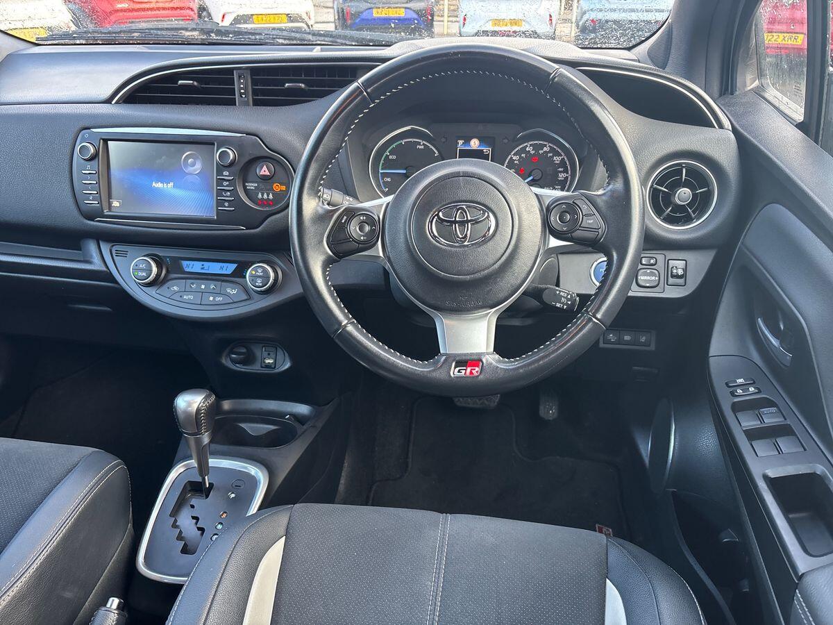 Used Toyota Yaris 2019 for sale - 76499659: Photo 12