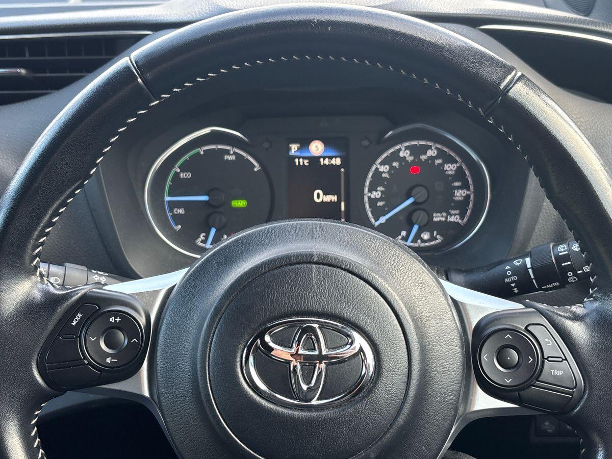 Used Toyota Yaris 2019 for sale - 76499659: Photo 13